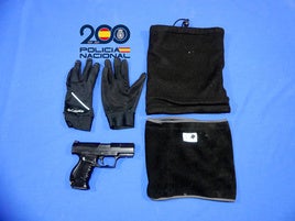Detenidos dos jóvenes en la Chinchibarra por robo con violencia e intimidación con una pistola de aire comprimido a dos menores