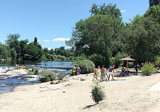 Zona de baño del Tormes en Puente del Congosto, única zona que disfrutó de este reconocimiento hasta 2017.