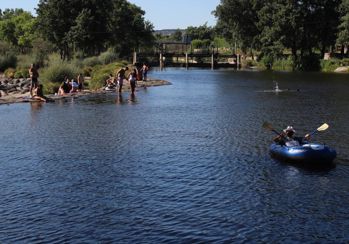 Estas son las zonas de baño en Castilla y León que esperan autorización para 'abrir' este verano