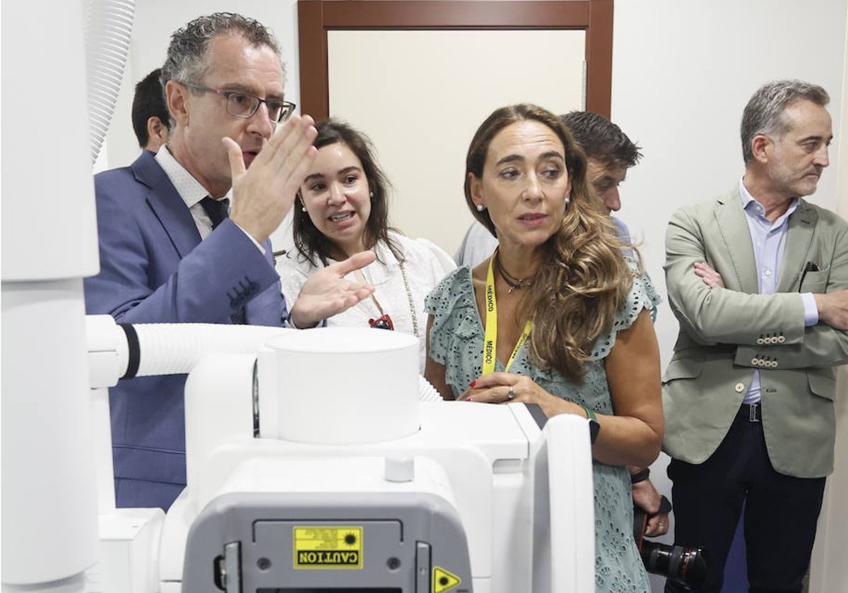 Luis Javier González, Carmen Montero y Carmen Rodríguez.