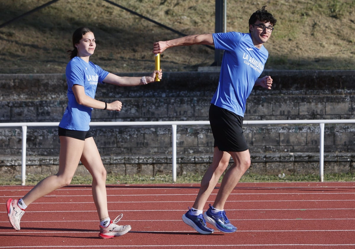 Elisa Álvarez y Rodrigo Fito, durante el entrenamiento de este miércoles en Las Pistas.