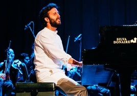 El pianista jienense Chico Pérez, durante una actuación.