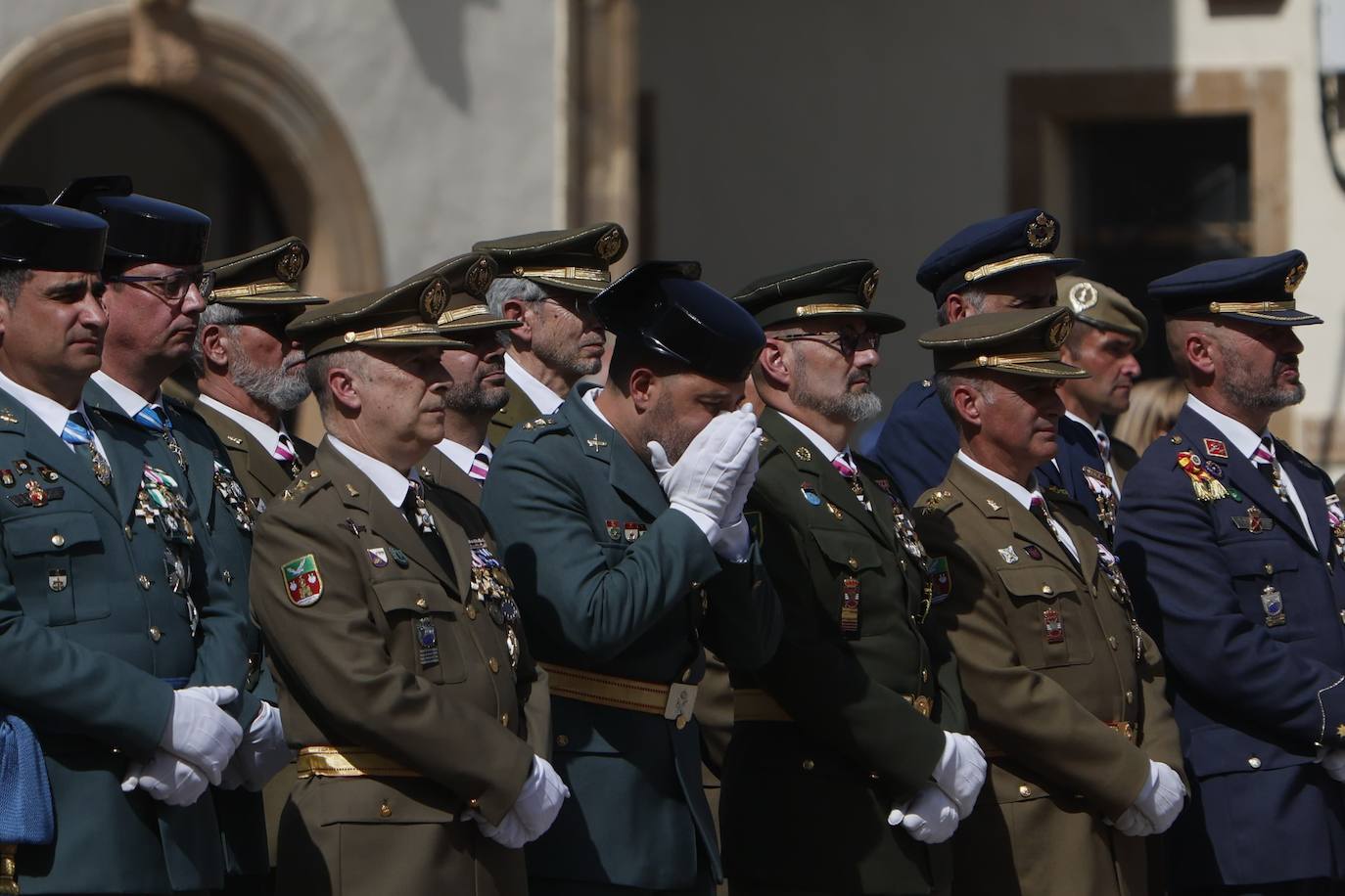 Desfiles y condecoraciones para honrar a San Fernando en el Acuartelamiento General Arroquia