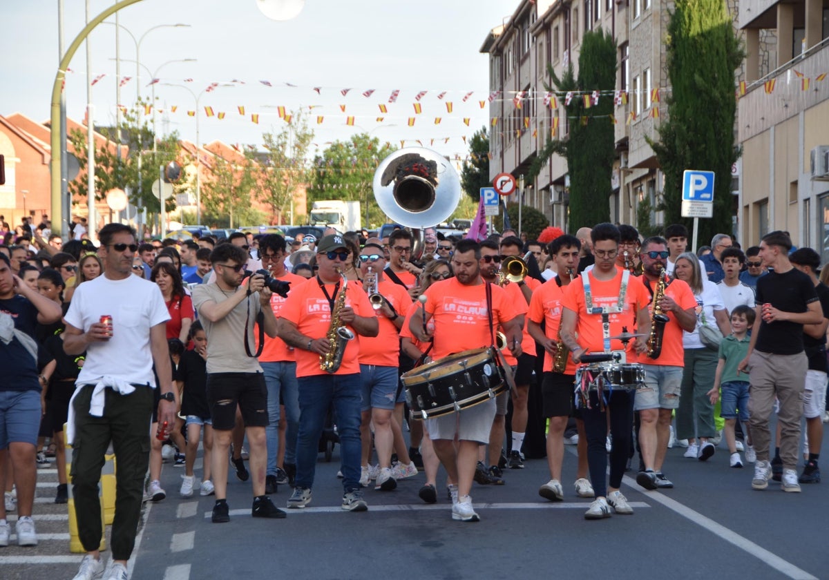 Villamayor 'prende' la fiesta