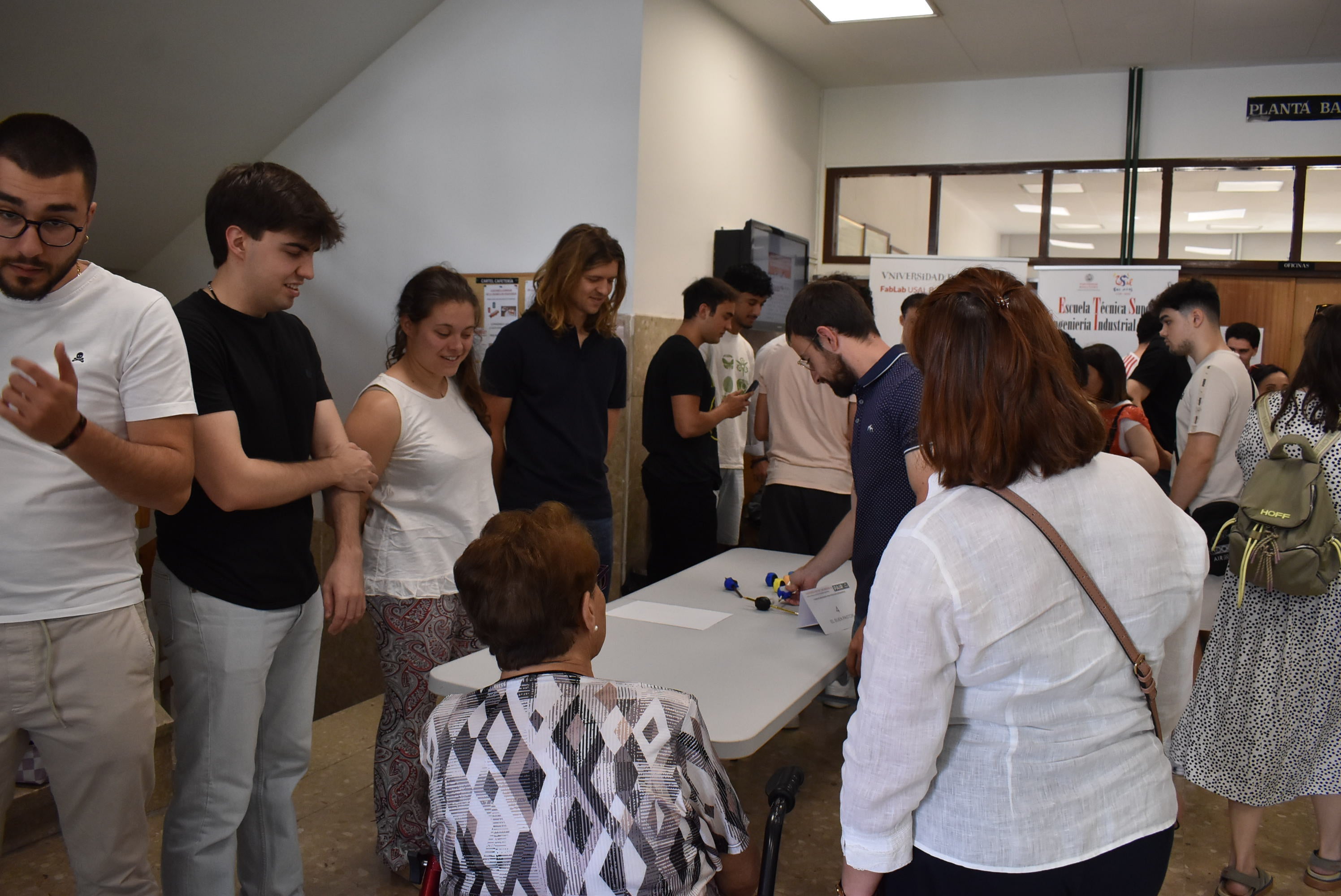 Béjar fomenta el carácter social de la ingeniería en la primera feria para personas dependientes