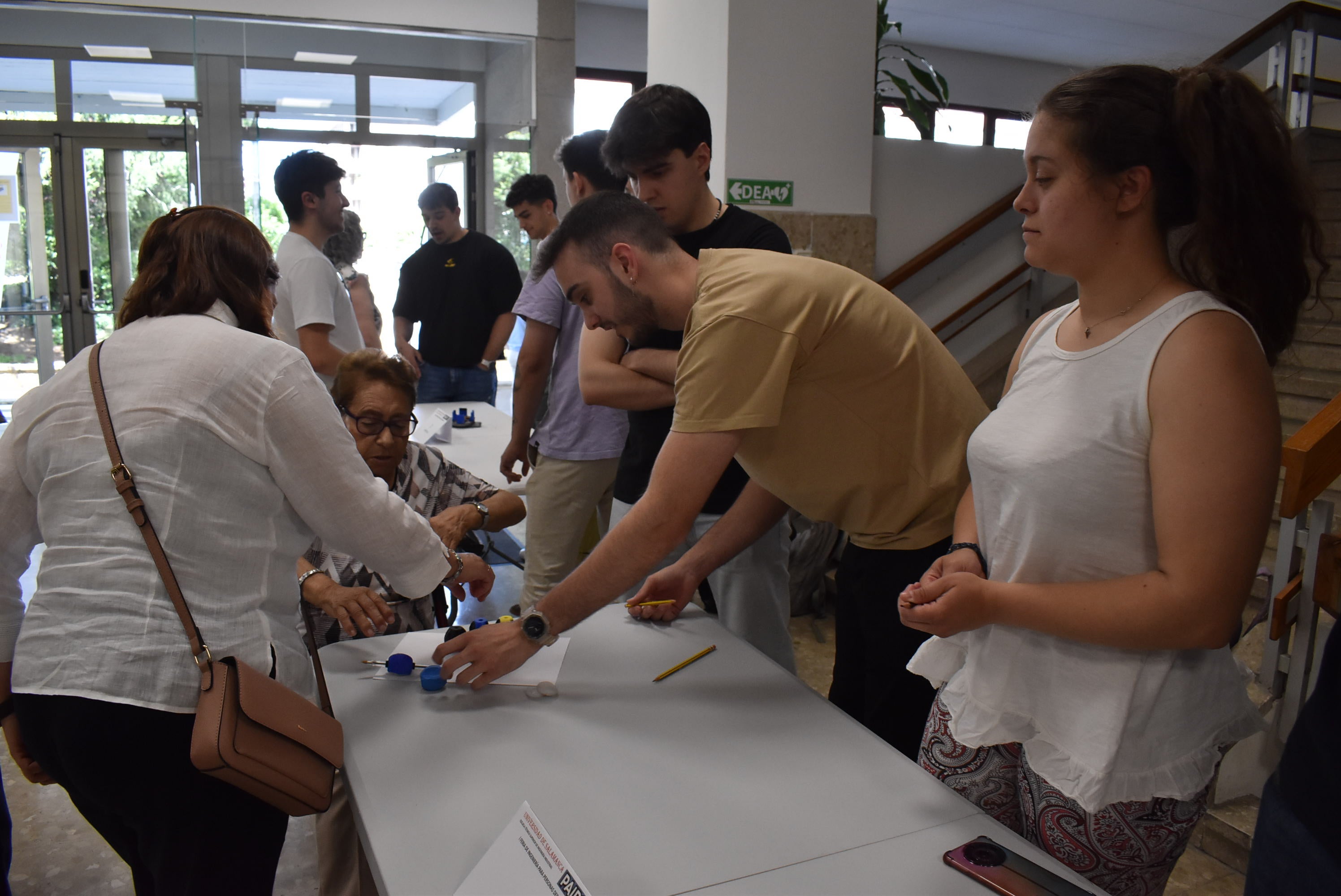 Béjar fomenta el carácter social de la ingeniería en la primera feria para personas dependientes