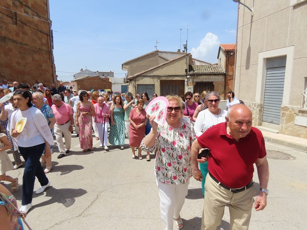 Culto al mimbre y al Santo Cristo en Villoruela