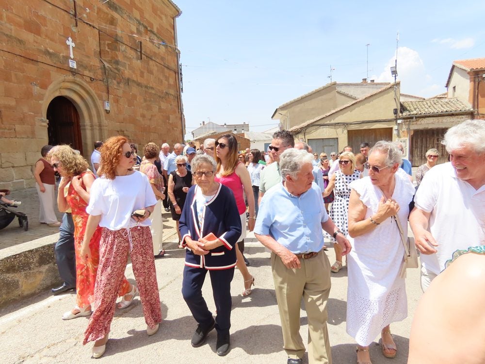 Culto al mimbre y al Santo Cristo en Villoruela