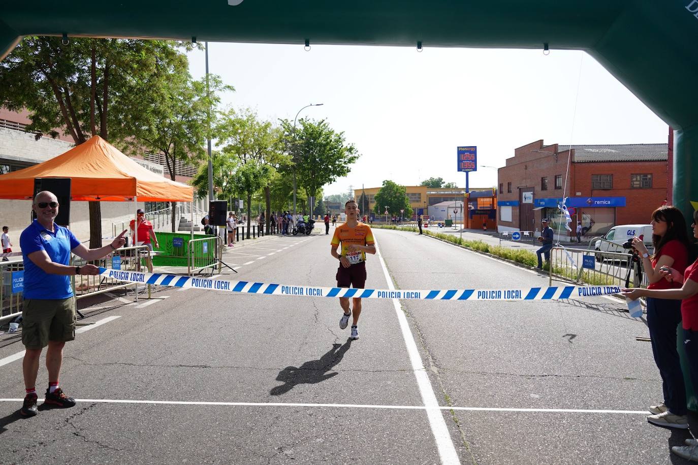 Derroche de solidaridad en el 26º Cross de la Policía Local