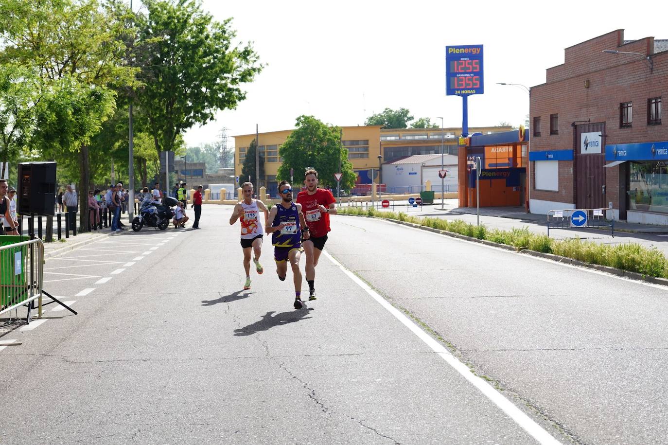 Derroche de solidaridad en el 26º Cross de la Policía Local