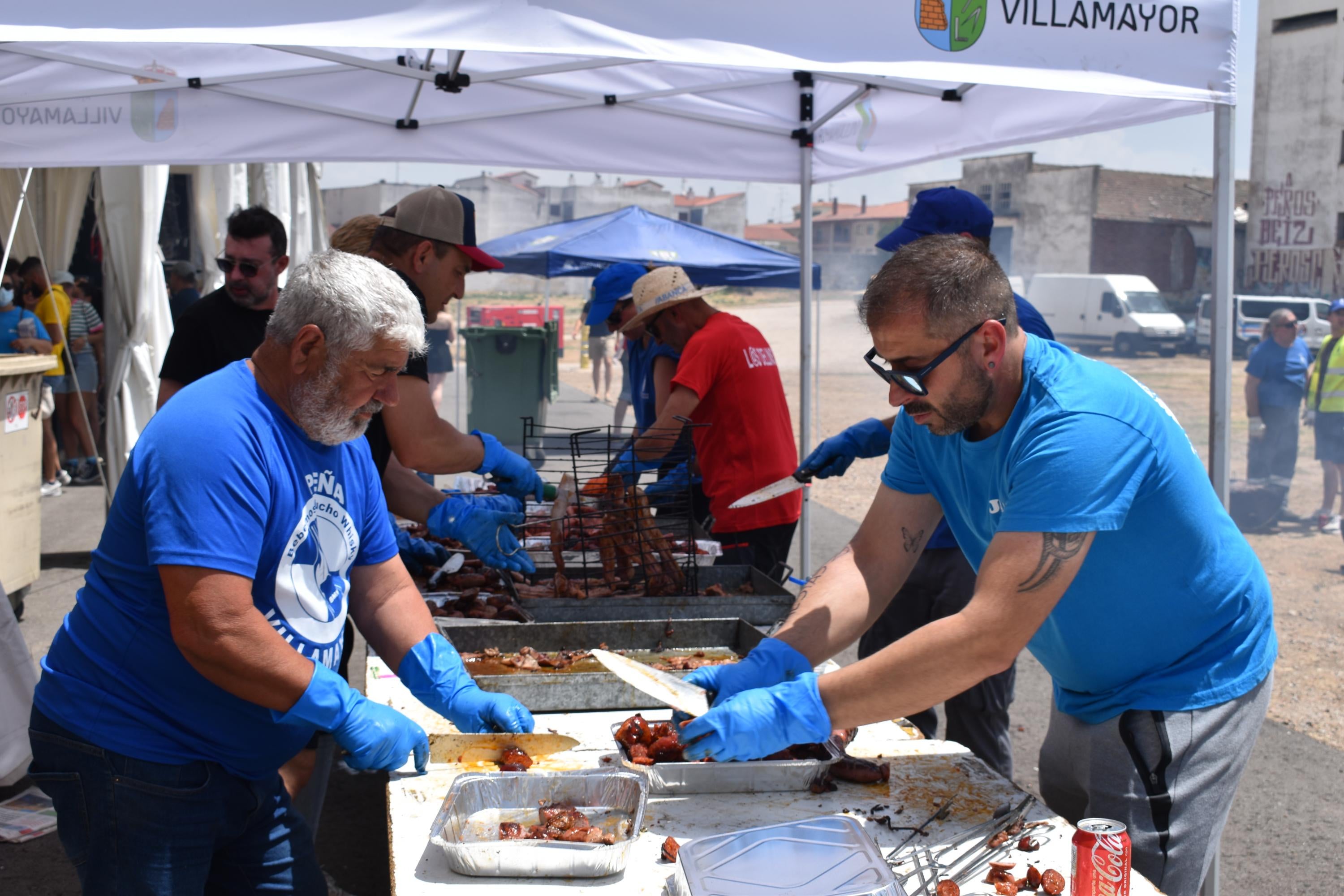 La localidad salmantina que ha repartido 600 kilos de carne gratis en sus fiestas