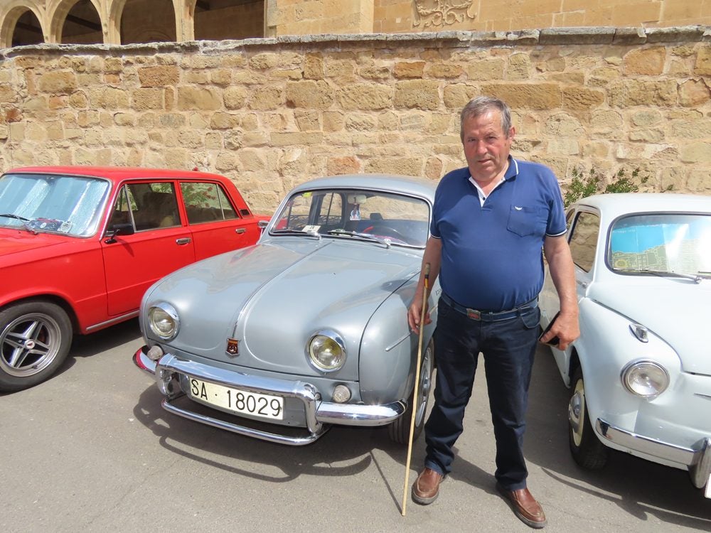 Exposición y ruta de coches clásicos en Aldearrubia: “Lo tengo desde los 18 años y ahora tengo 72”