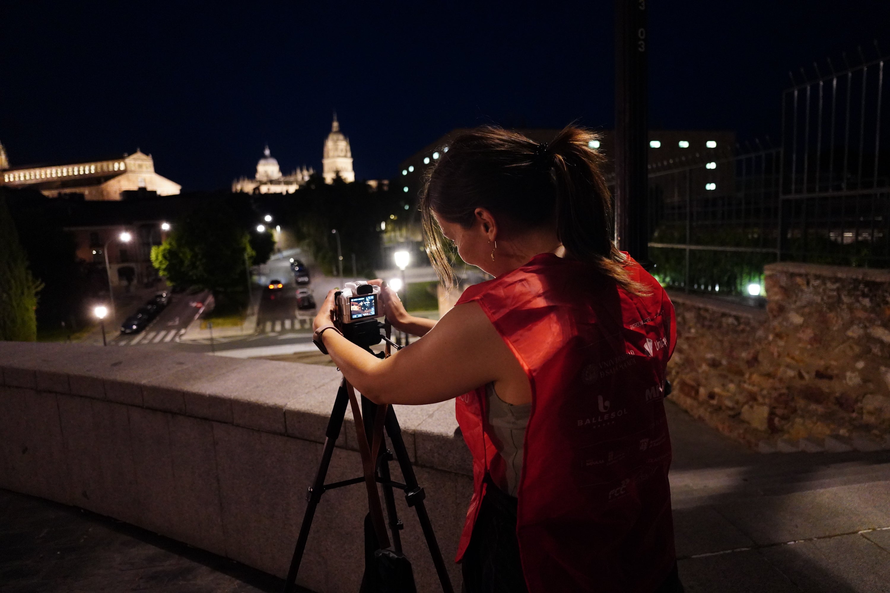 La prueba consistía en realizar una fotografía desde seis de los miradores de Salamanca reconocidos por el Ayuntamiento, todos ellos de acceso libre pero algunos con horario determinado. Los concursantes del certamen fueron hasta los miradores del Embarcadero, del Puente Romano, de la Celestina, de Santo Domingo, de San Vicente, de los Irlandeses para conseguir sus extraordinarias instantáneas.