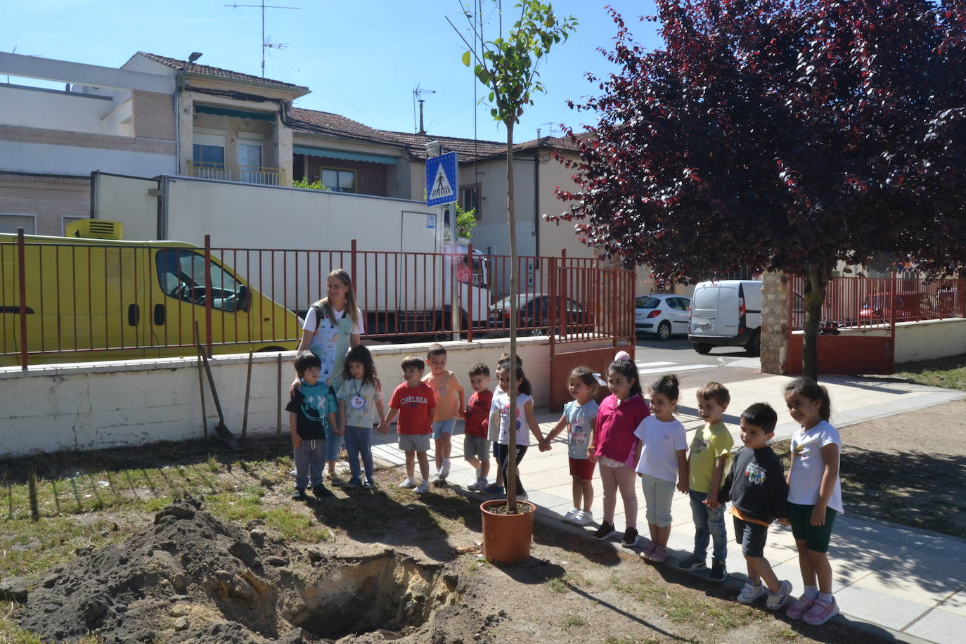 Ciudad Rodrigo celebra una multitudinaria plantación de árboles