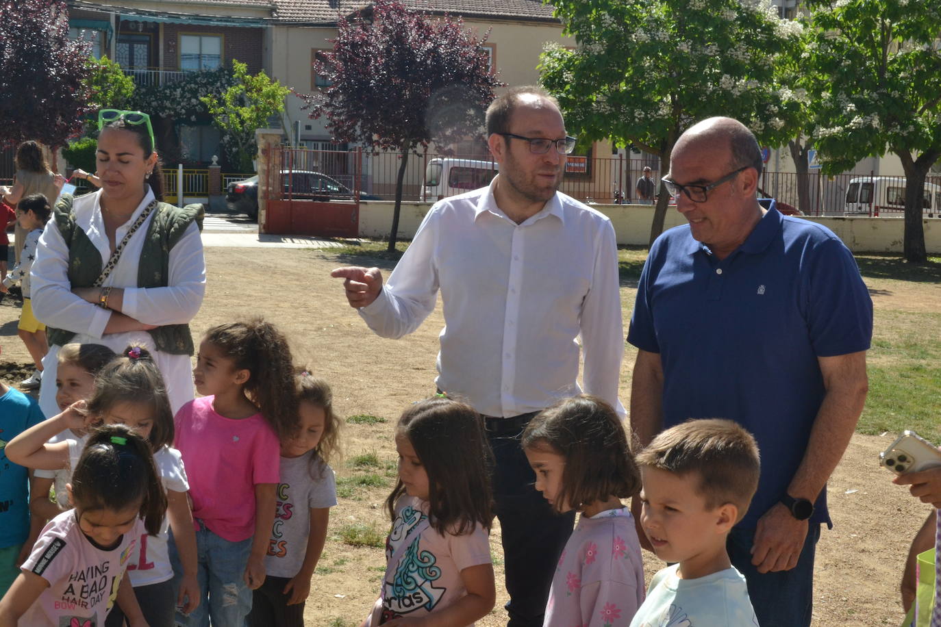 Ciudad Rodrigo celebra una multitudinaria plantación de árboles