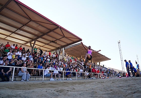 Juan Miguel Echevarría, en uno de sus saltos.