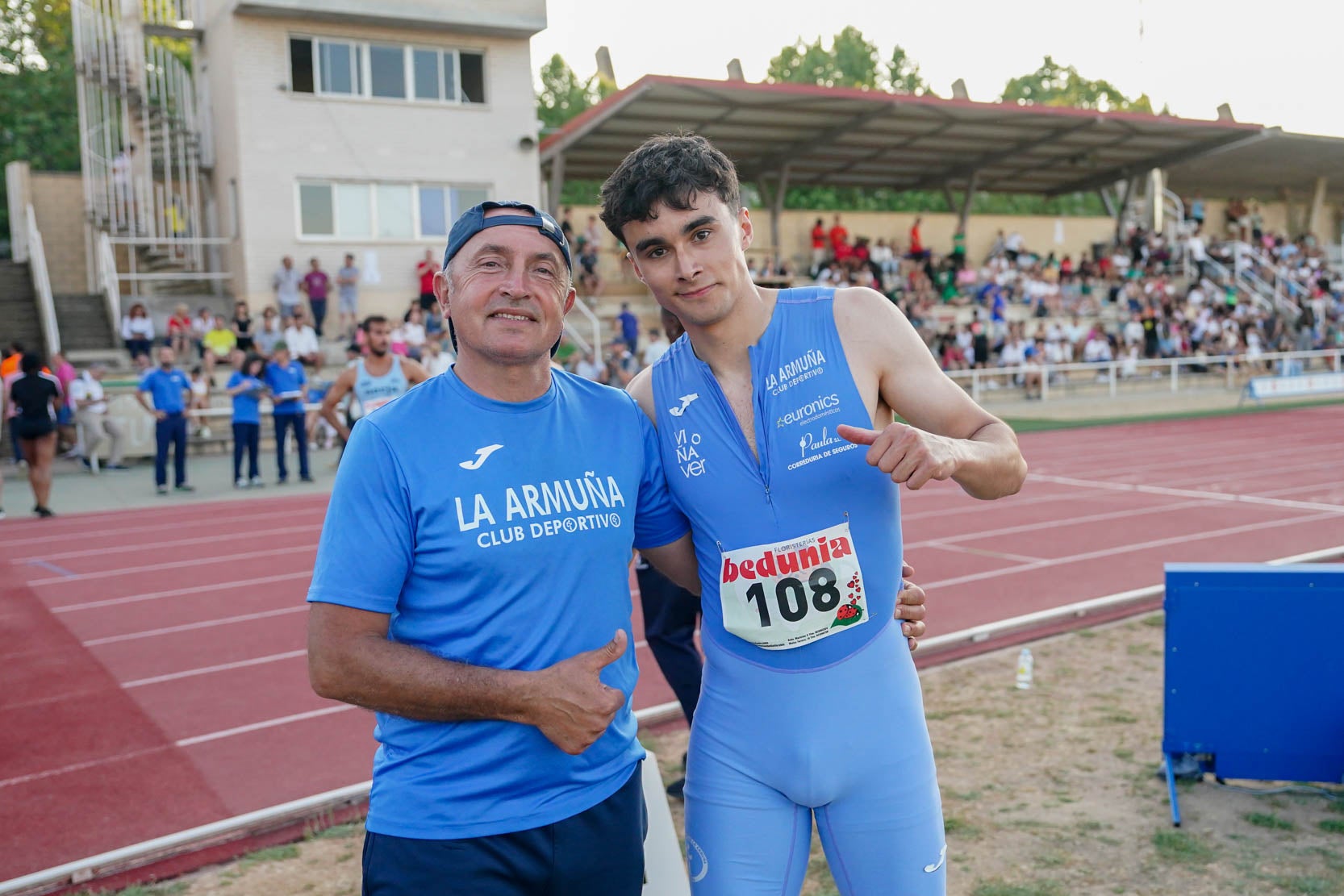 Las mejores imágenes de una gran tarde de atletismo en Las Pistas del Helmántico