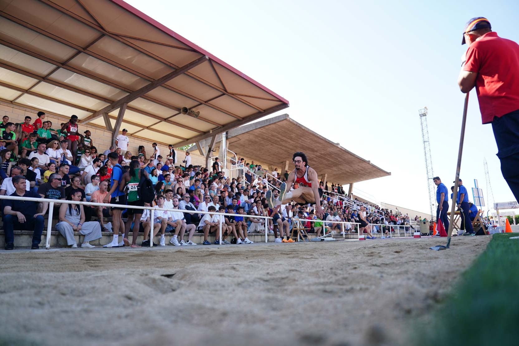 Las mejores imágenes de una gran tarde de atletismo en Las Pistas del Helmántico
