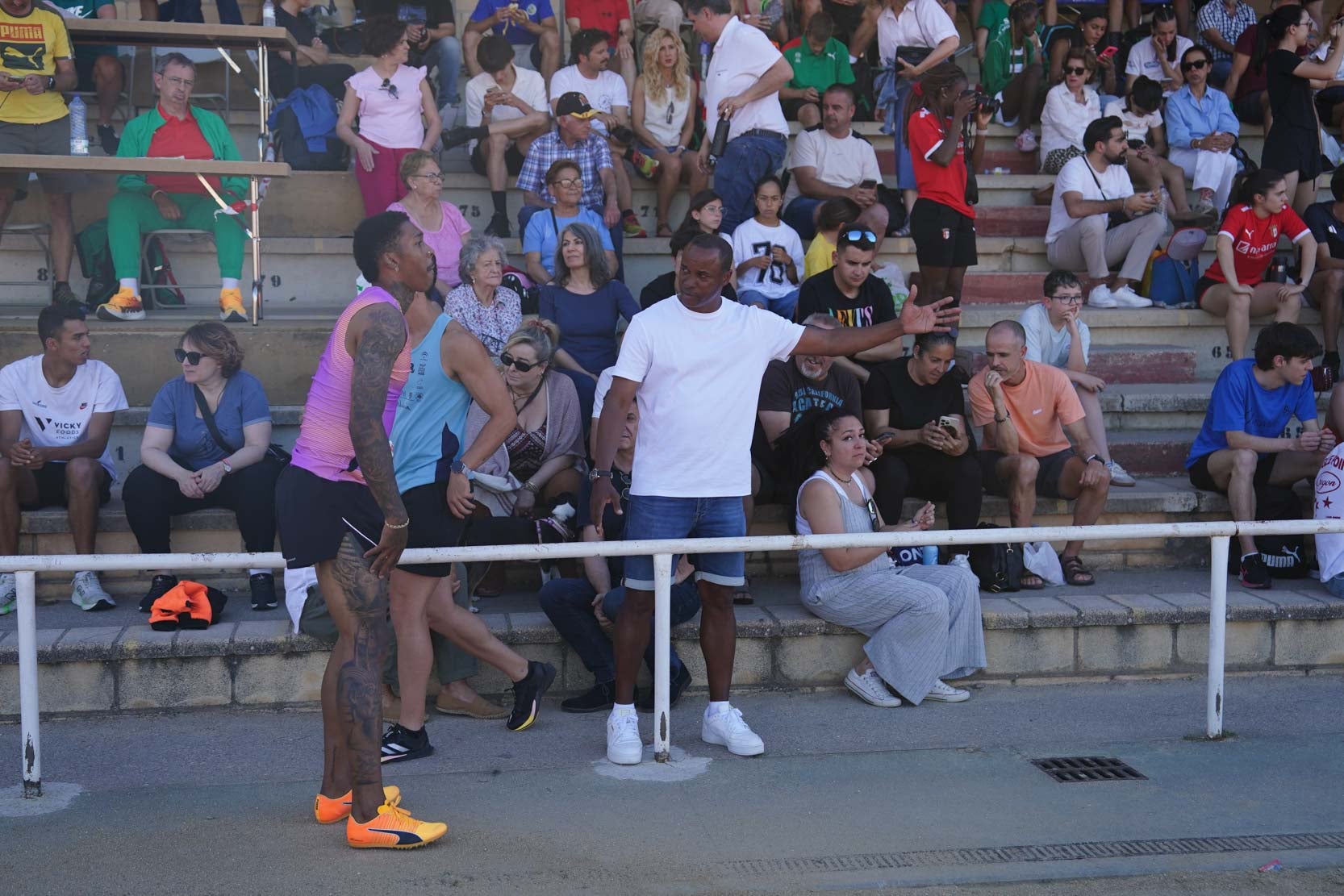 Las mejores imágenes de una gran tarde de atletismo en Las Pistas del Helmántico