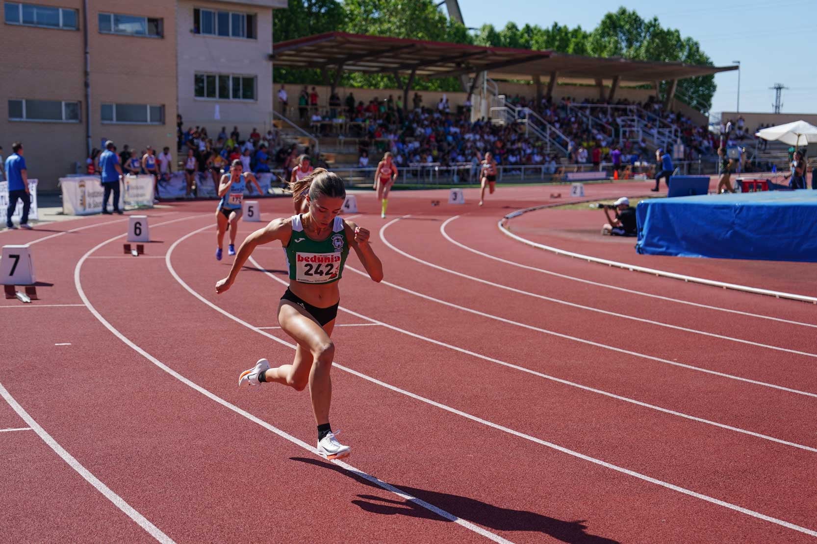 Las mejores imágenes de una gran tarde de atletismo en Las Pistas del Helmántico