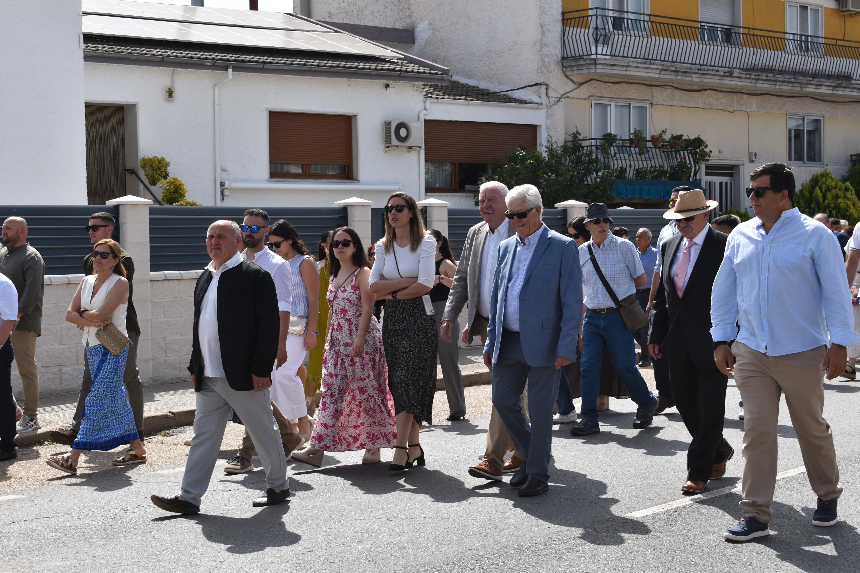 Calvarrasa de Arriba honra a la Virgen de la Peña en su paseo hacia la ermita del siglo XVII