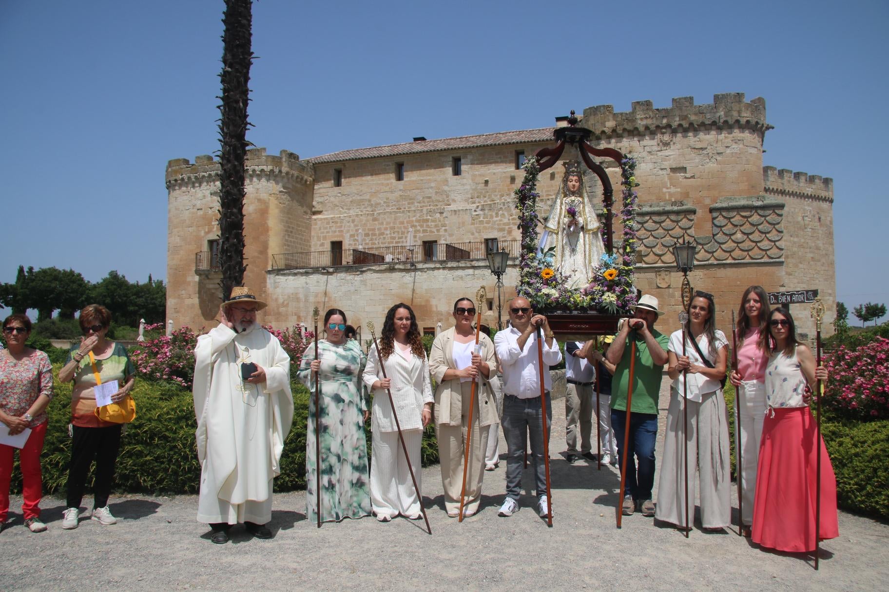 Un millar de romeros en El Cañedo