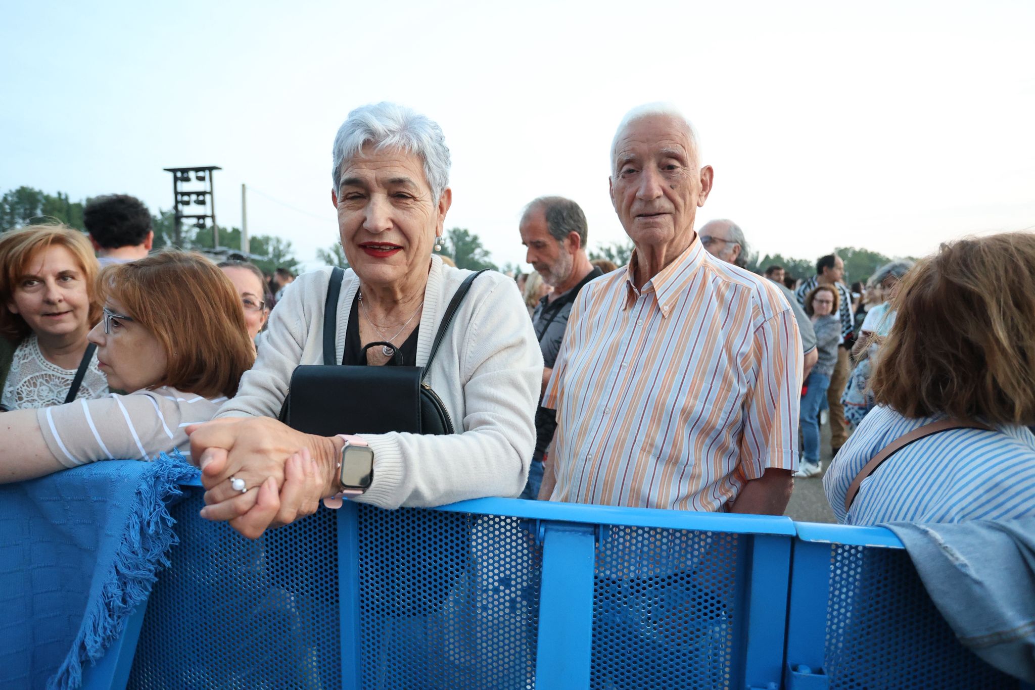 Furor en La Aldehuela para ver a la Orquesta Panorama