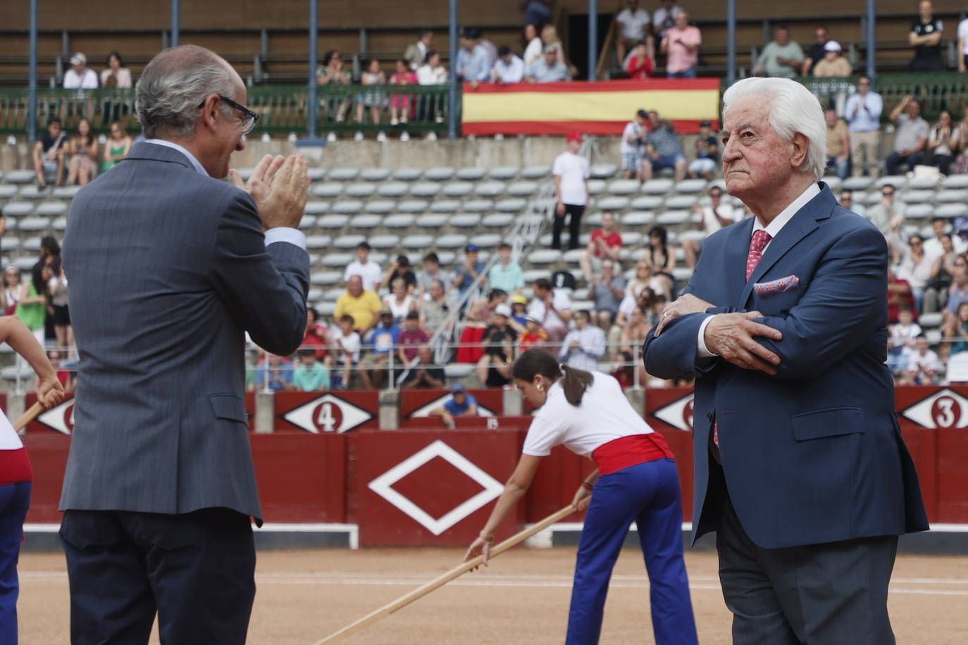 Una ovación inolvidable: La Glorieta, rendida al maestro de maestros