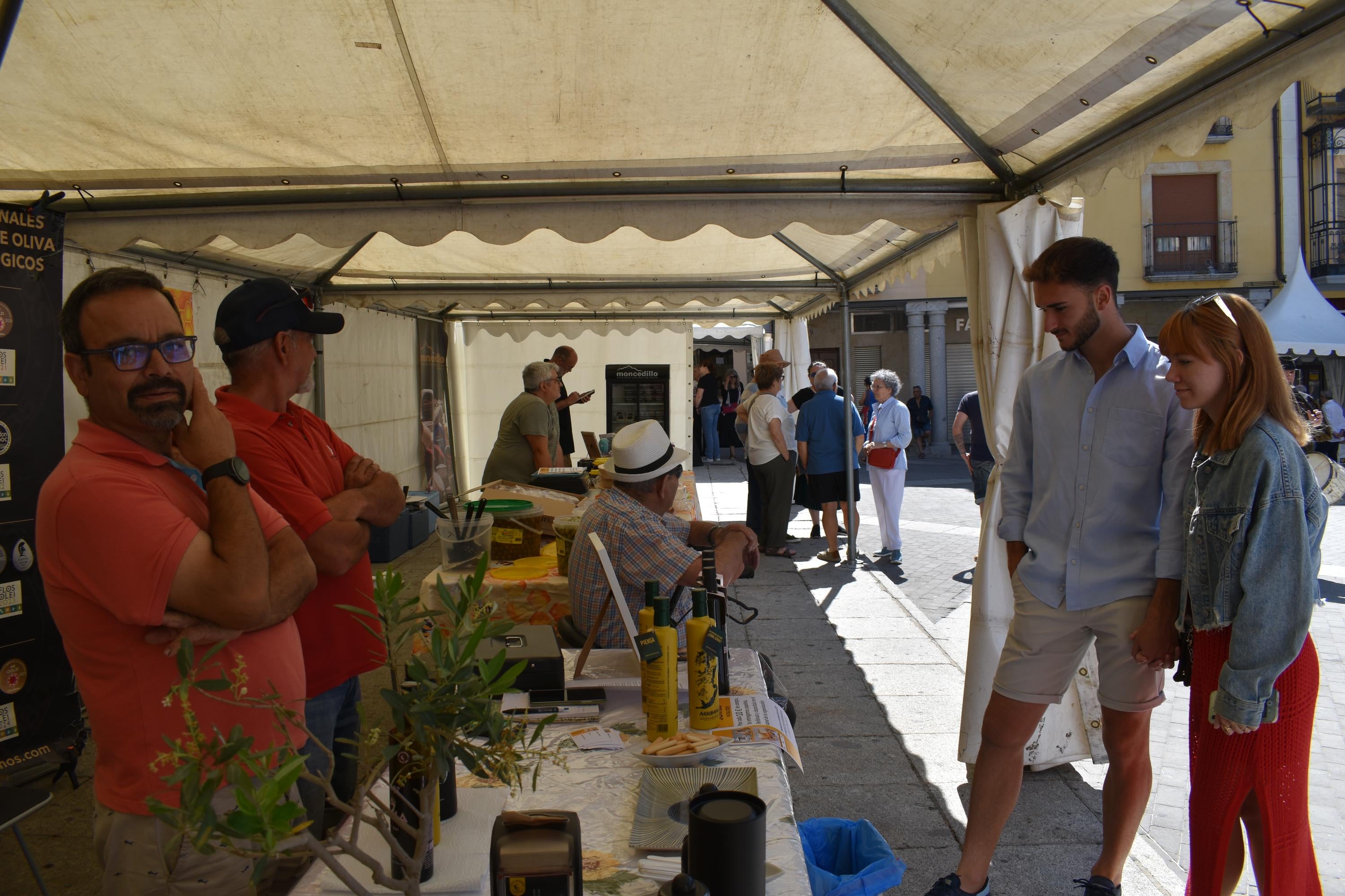 Sin animales, pero con esencia en la Feria de San Antonio de Alba de Tormes