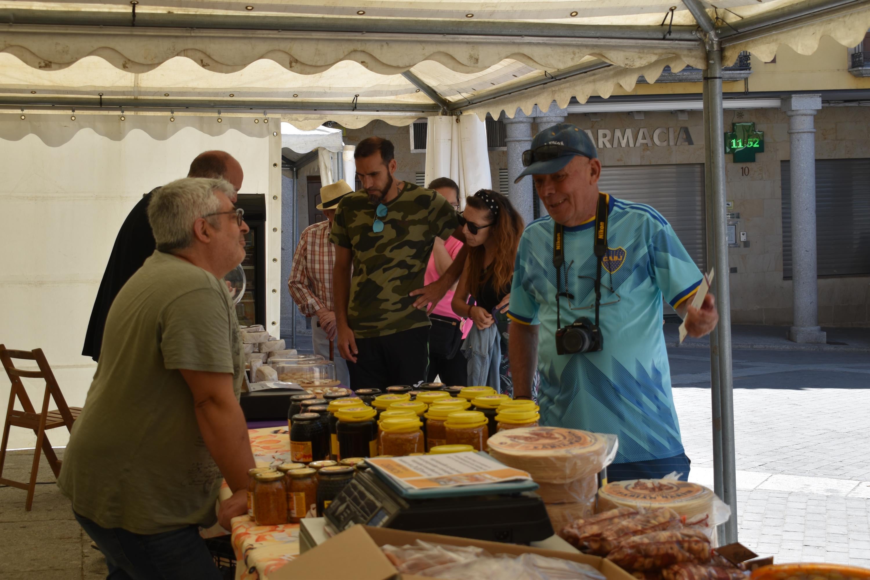Sin animales, pero con esencia en la Feria de San Antonio de Alba de Tormes