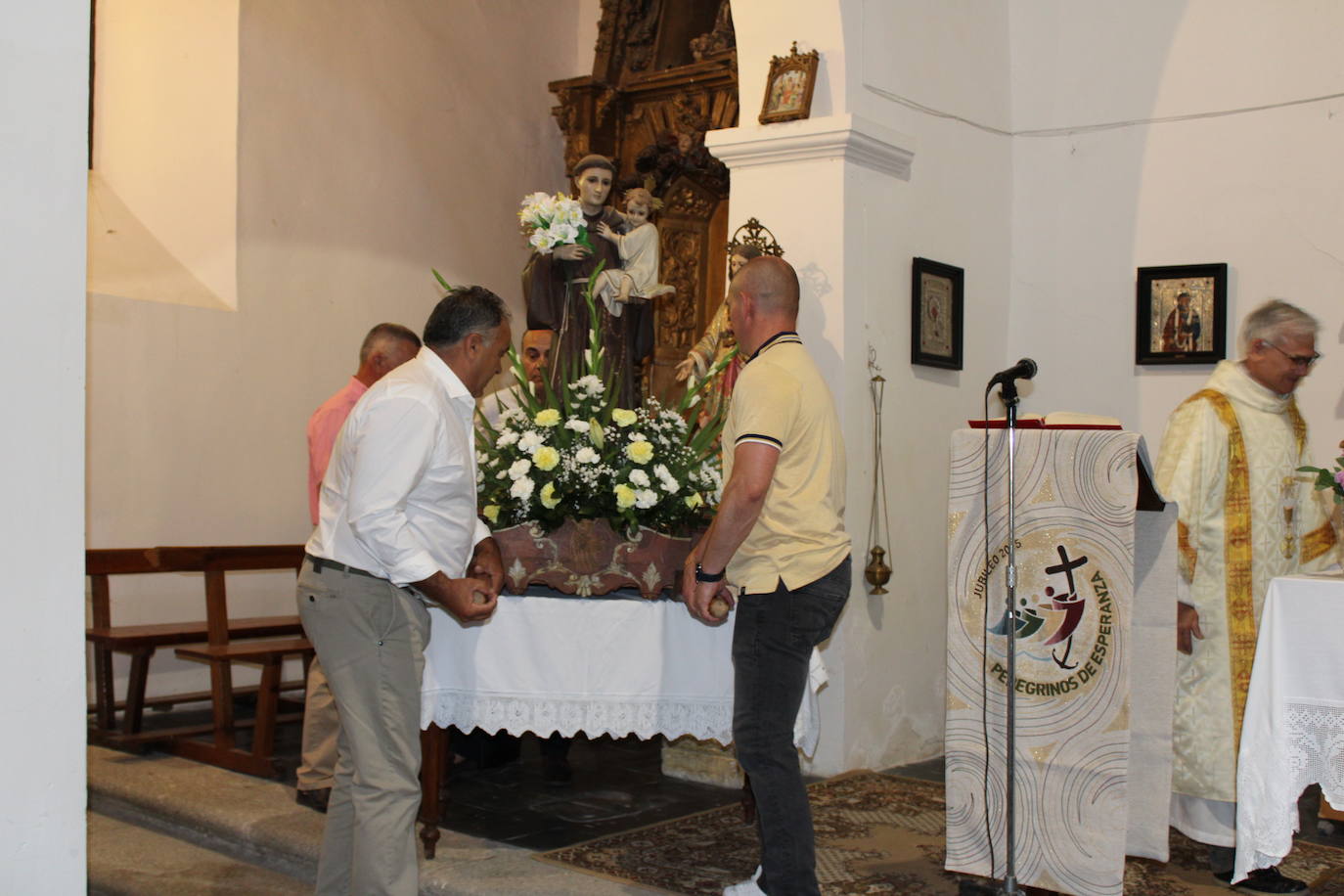 Montejo honra a San Antonio