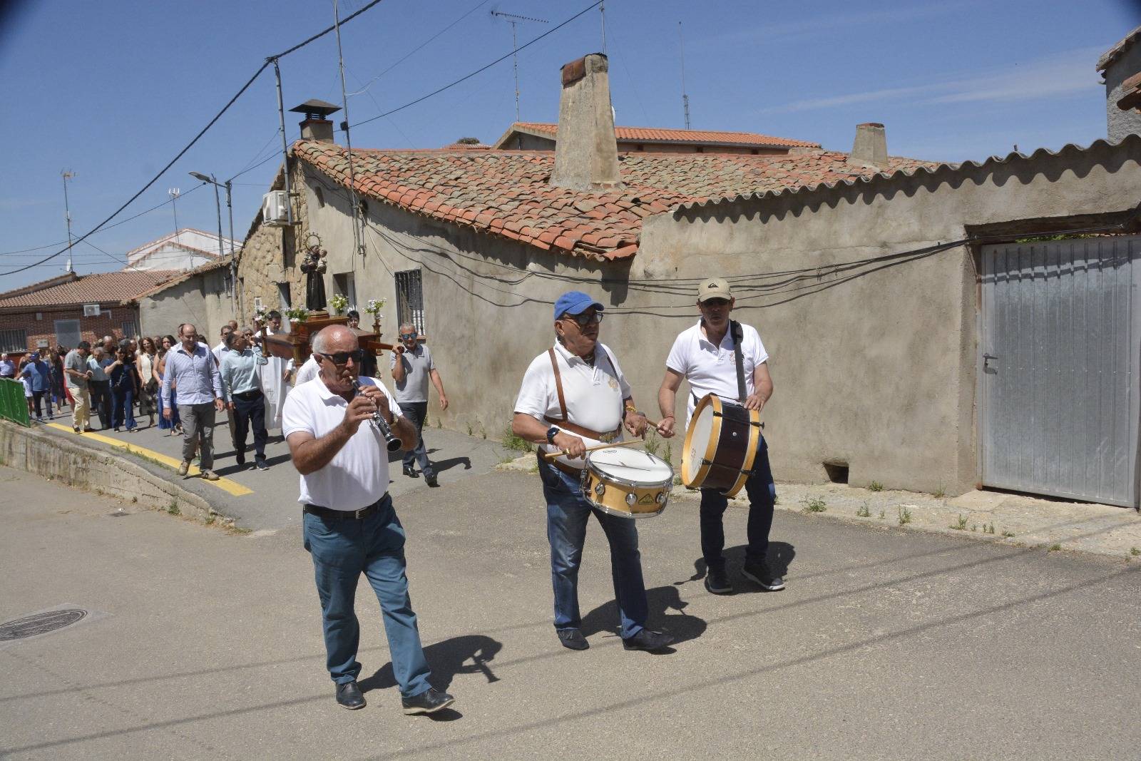 Malpartida sale en procesión con San Antonio