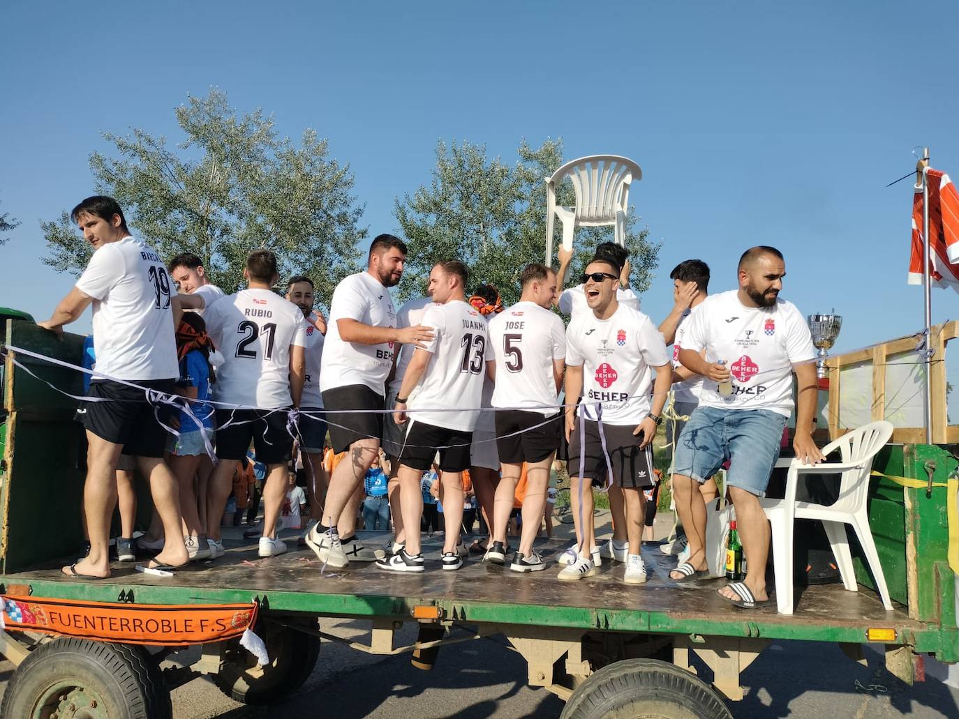 Gran recepción al Fuenterroble tras proclamarse campeón de España