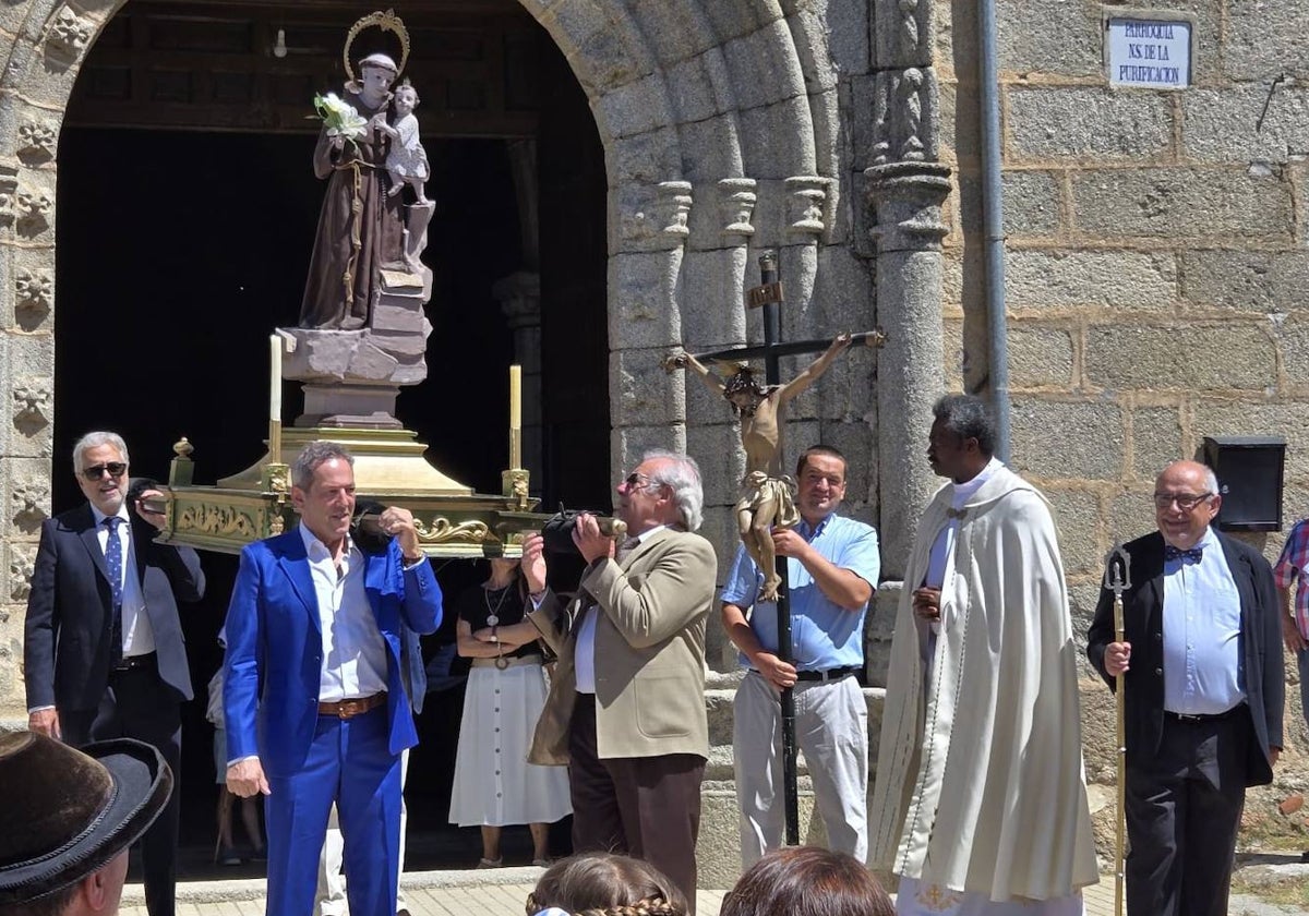 Noventa años de Mayordomía a San Antonio en Fuentes de Béjar
