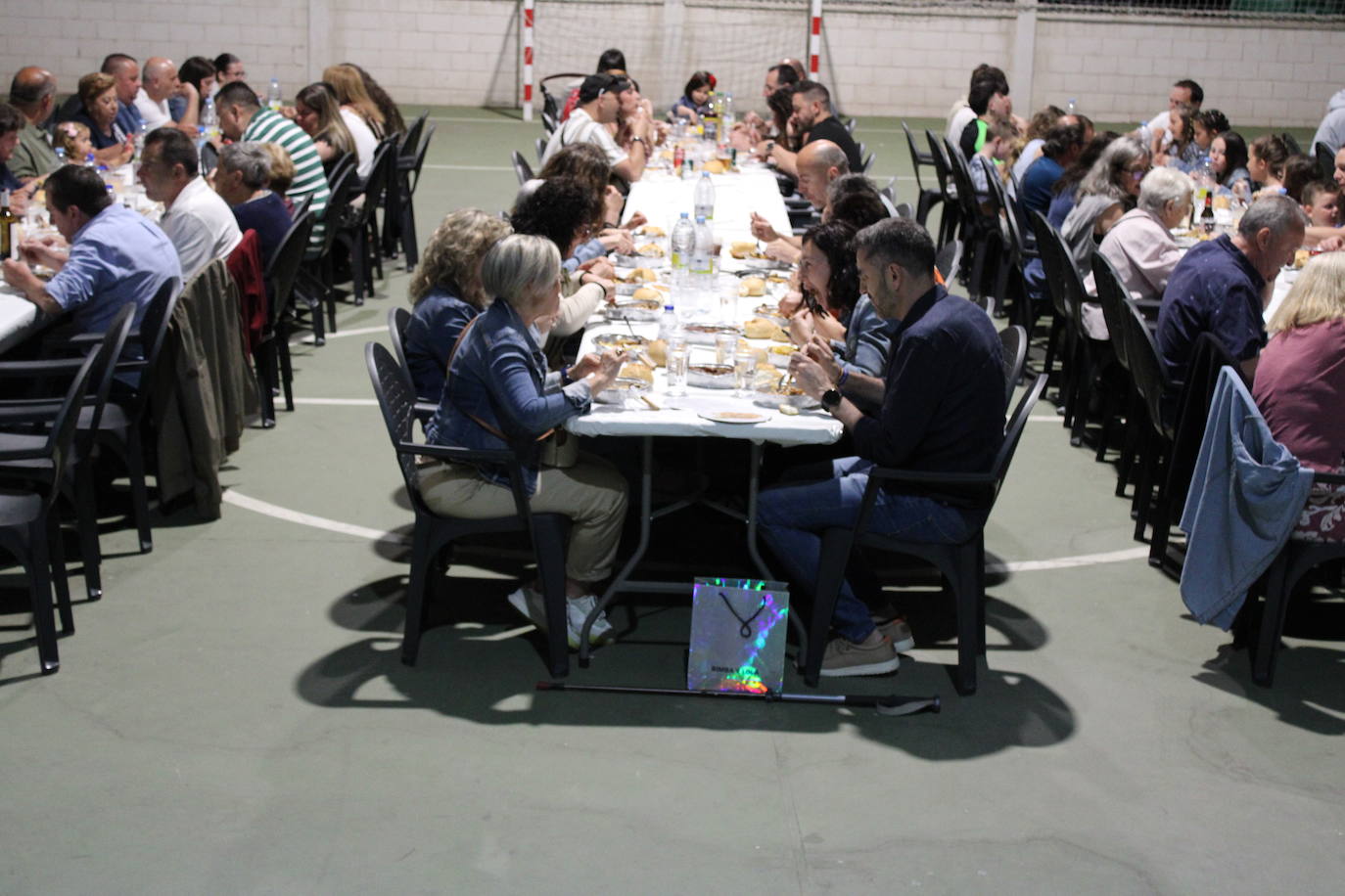 Cena y verbena para despedir la fiesta en Montejo