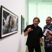 Javier Panera y Rodrigo Tamariz presentan la exposición.