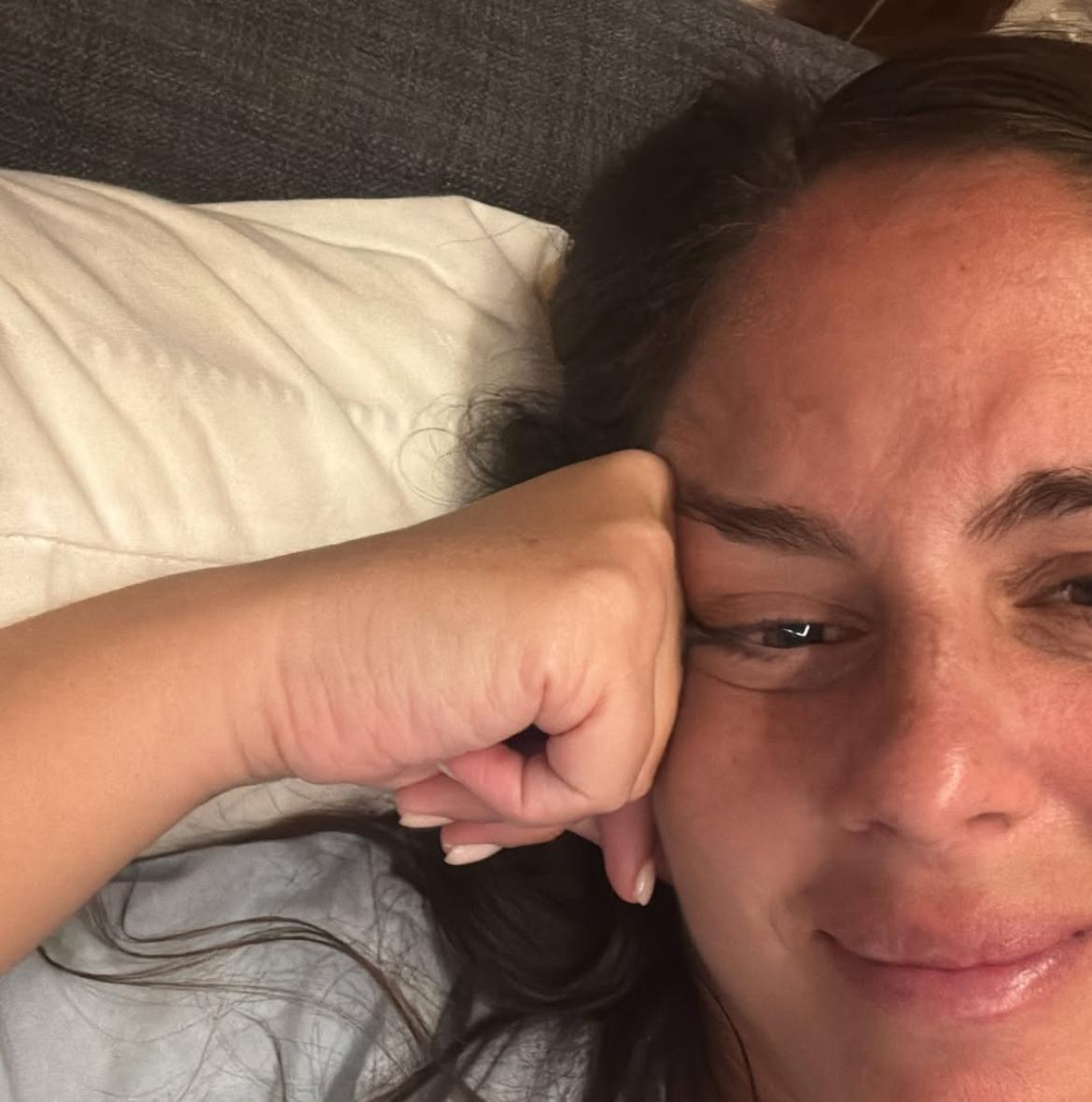 Anabel en sus historias de Instagram denunciando los insultos que ha recibido.