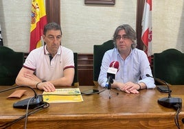 Rubén Martín y Luis Francisco Martín, esta mañana de lunes en Béjar.