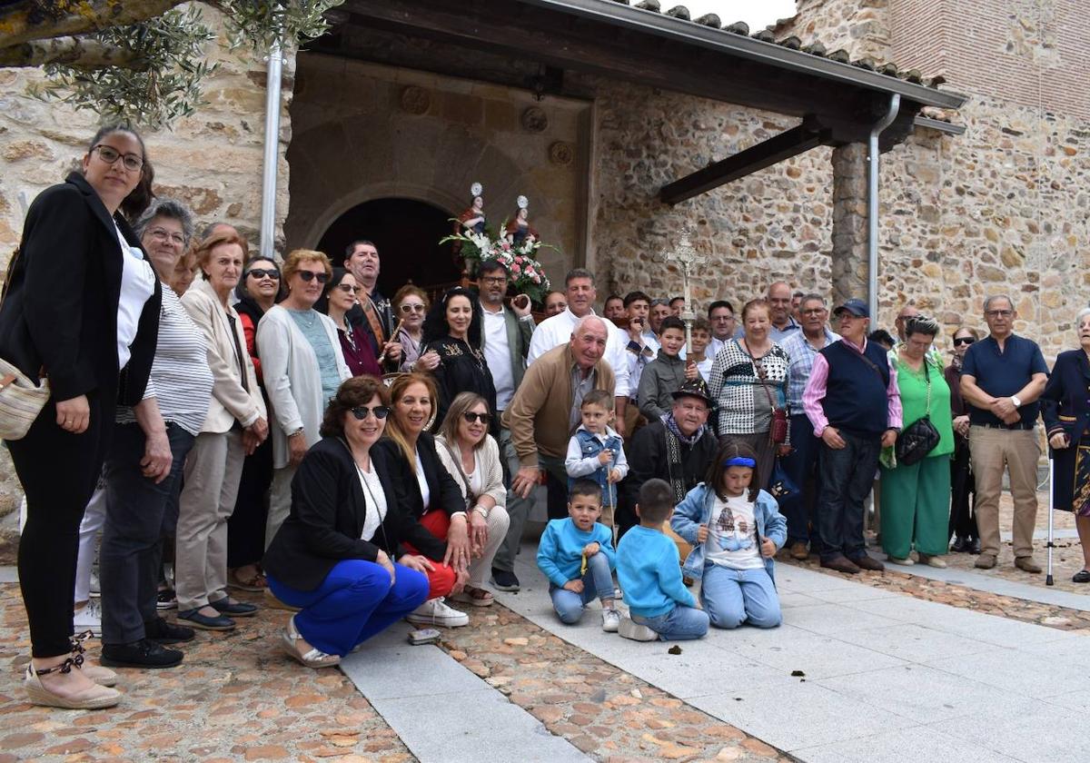 Las celebraciones religiosas en honor a San Protasio y San Gervasio congregan a un gran número de vecinos.