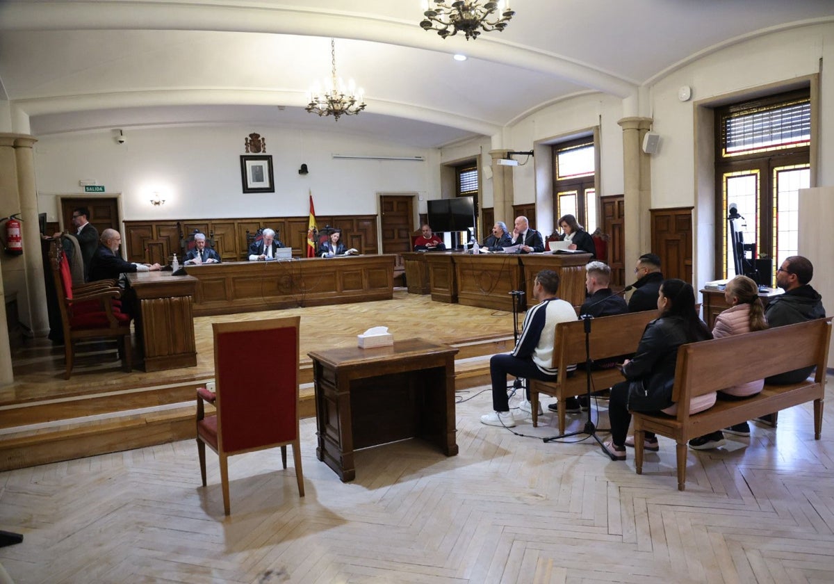El juicio contra el grupo comenzó en pasado mes de abril en la Audiencia Provincial de Salamanca.