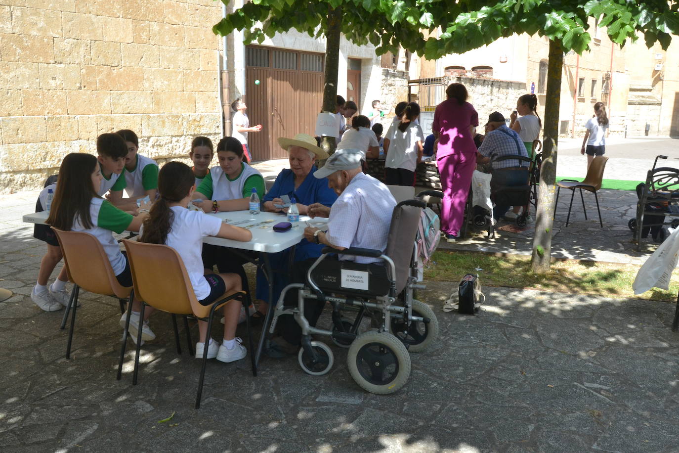Ciudad Rodrigo acoge la primera feria de la diversión sin edad