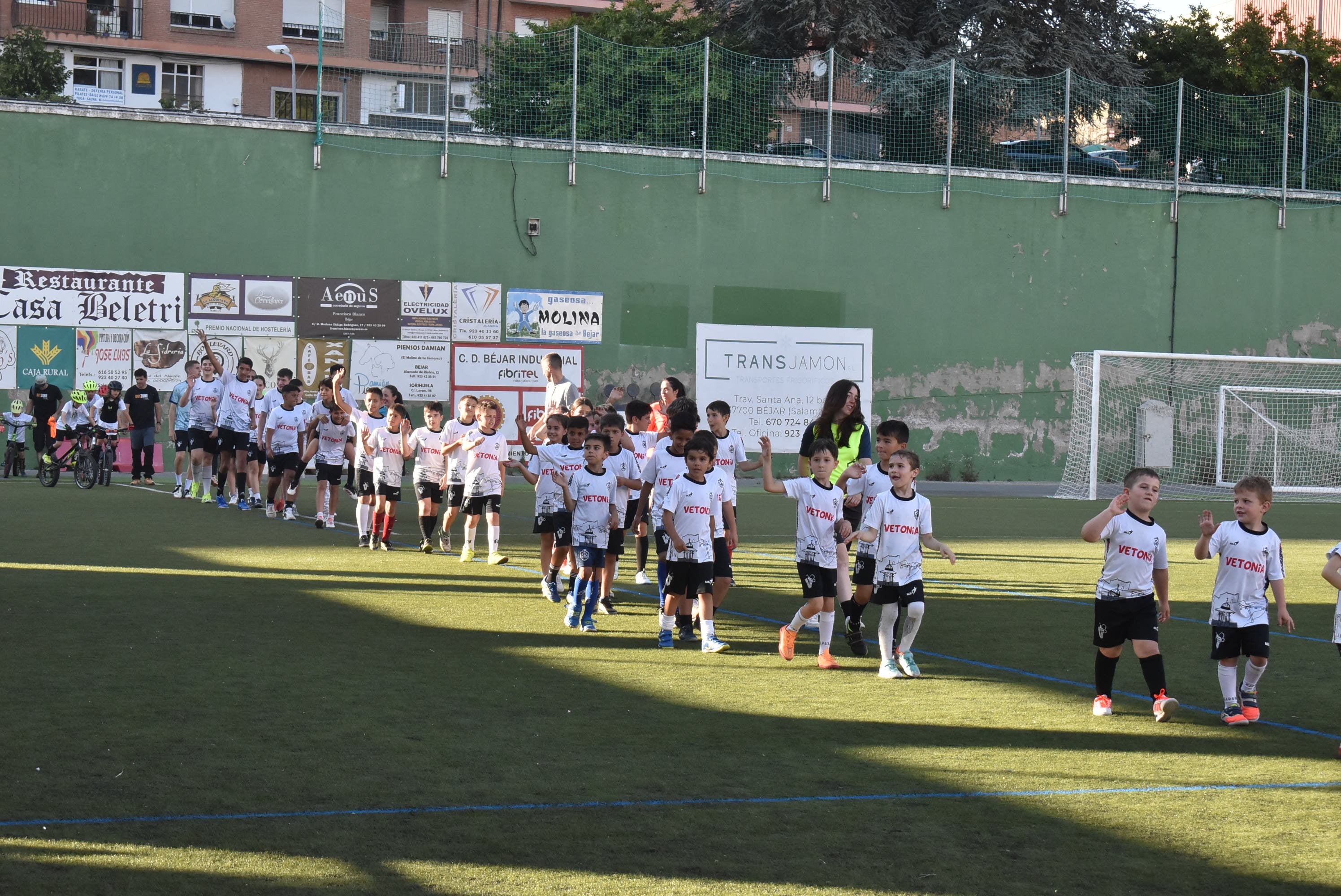 Fiesta escolar para despedir las actividades infantiles en Béjar