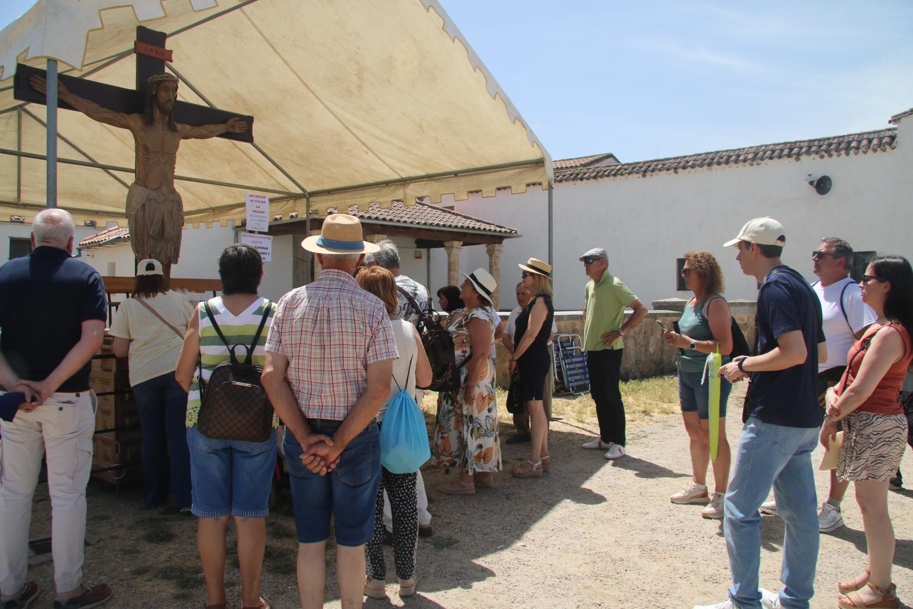 El Cristo de Cabrera une voluntades en su día grande