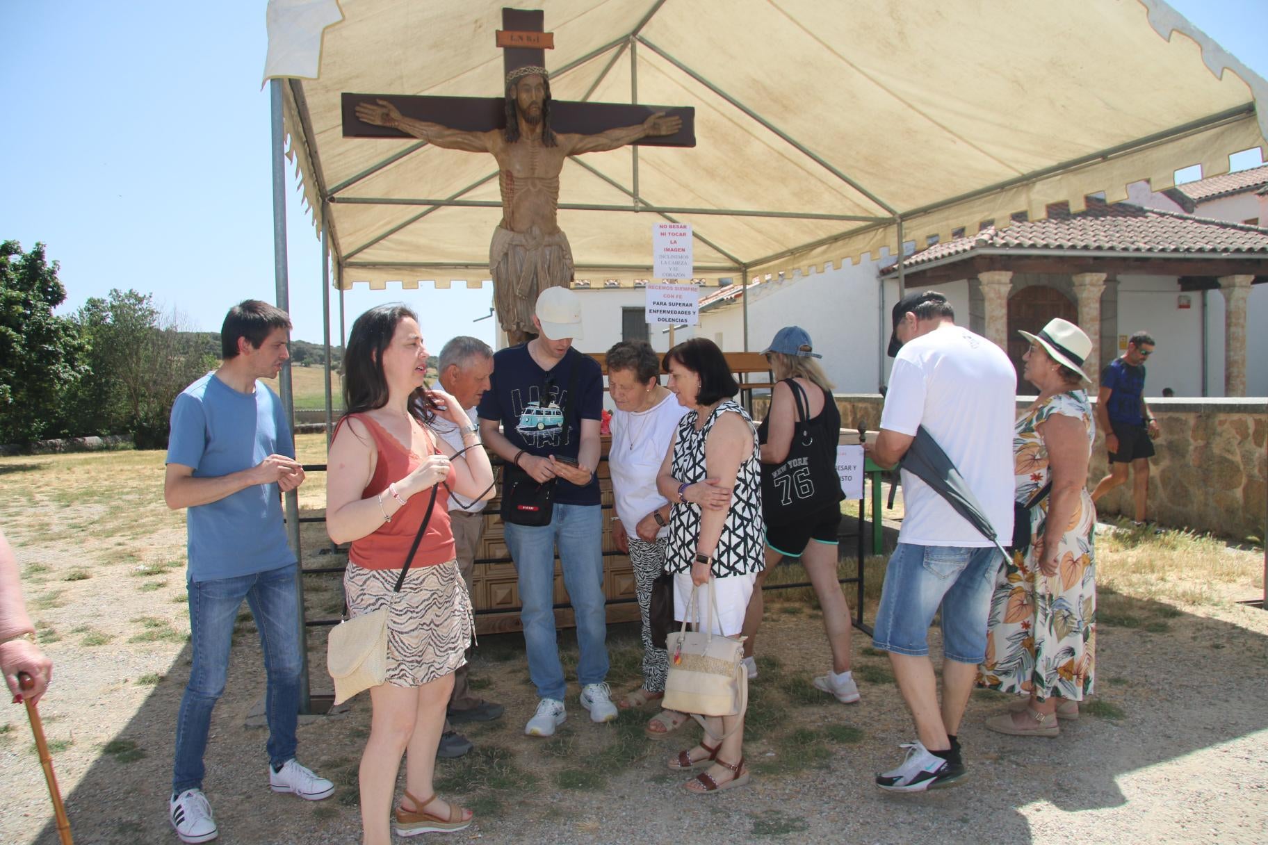 El Cristo de Cabrera une voluntades en su día grande