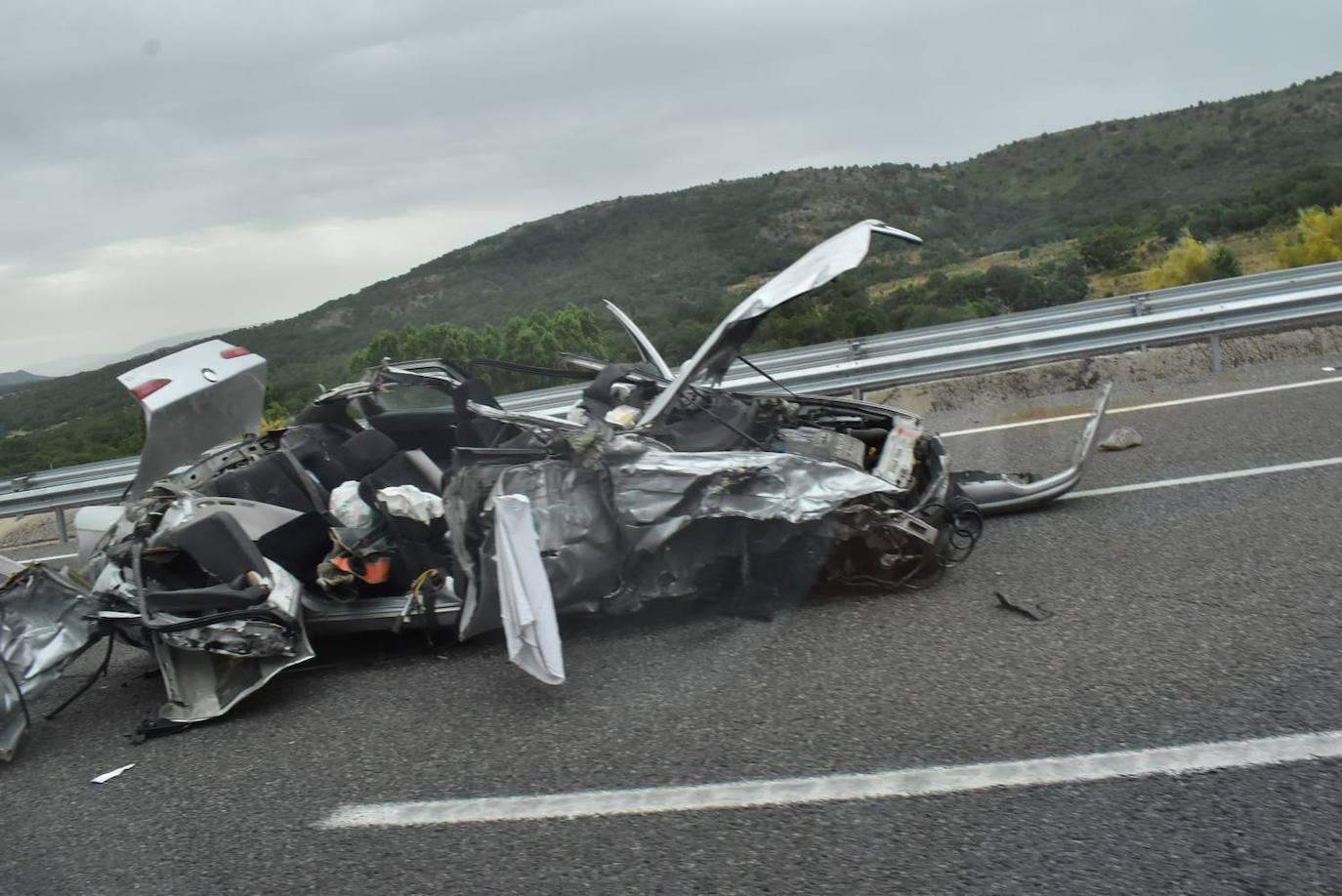 Las imágenes del accidente que ha costado la vida a un joven de Béjar en la A-66