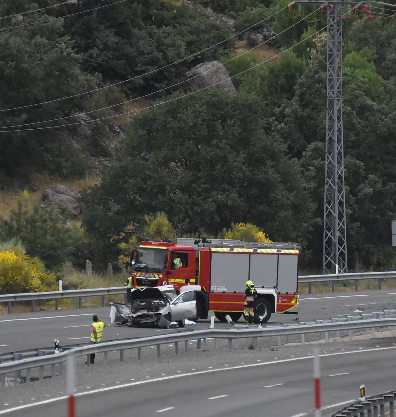 Las imágenes del accidente que ha costado la vida a un joven de Béjar en la A-66