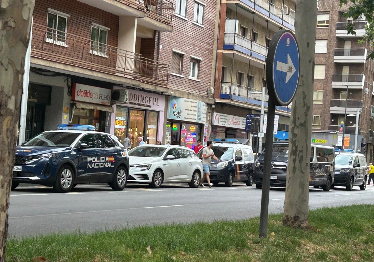 Un momento de la intervención en la avenida de Portugal.