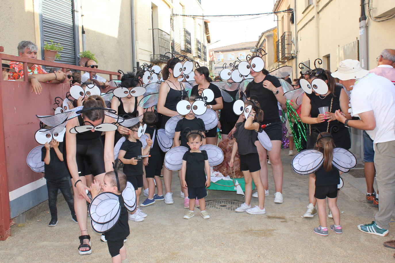 La Fuente de San Esteban: los amos del disfraz