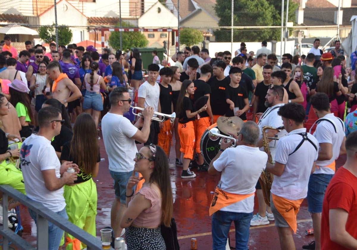 El alma festiva de Cabrerizos despierta con color y tradición