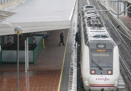 Un media distancia en la estación de Vialia de Salamanca.